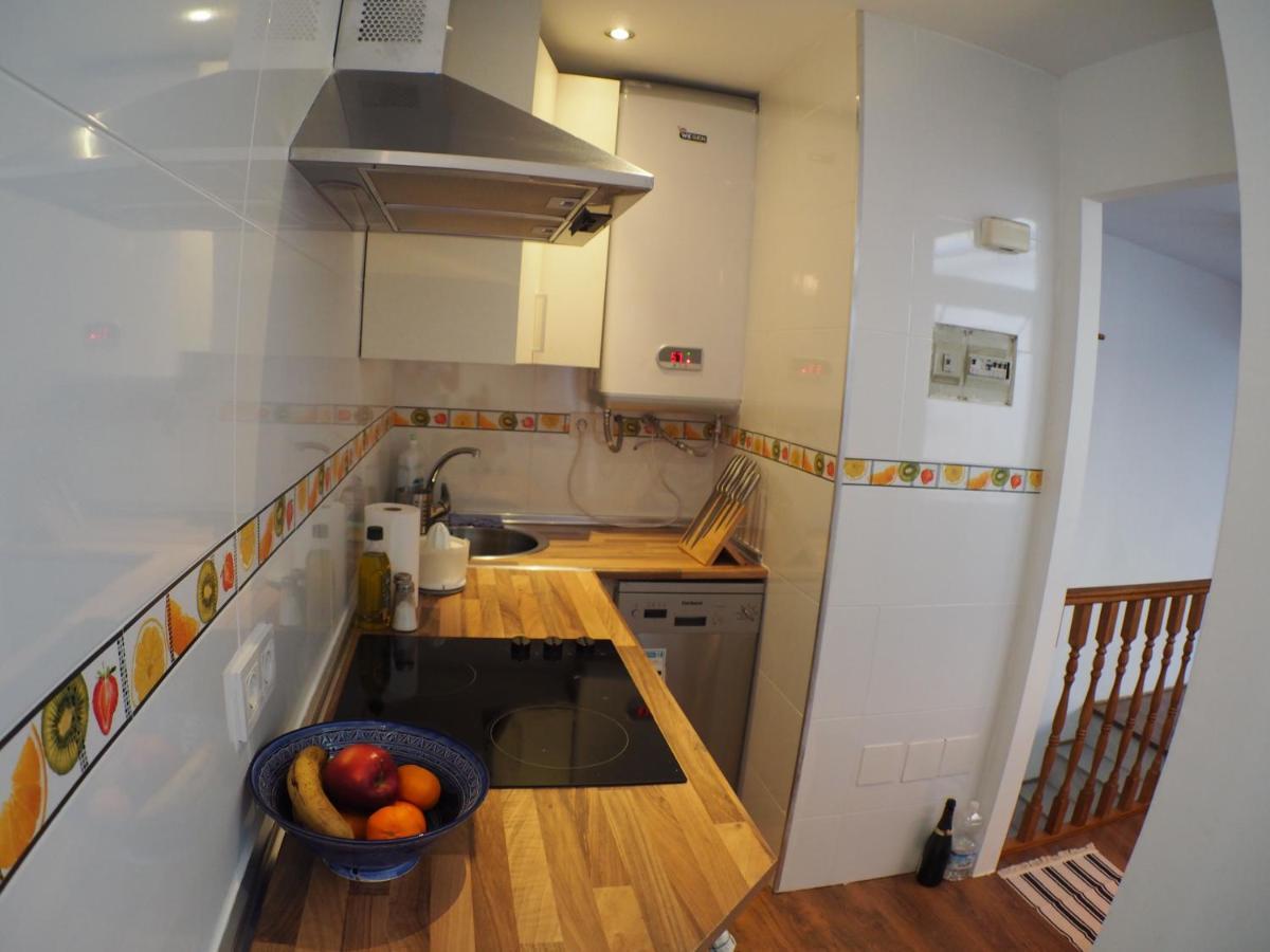 Cosy Appartment W/ Terrace In The Old City Centre Malaga Bagian luar foto