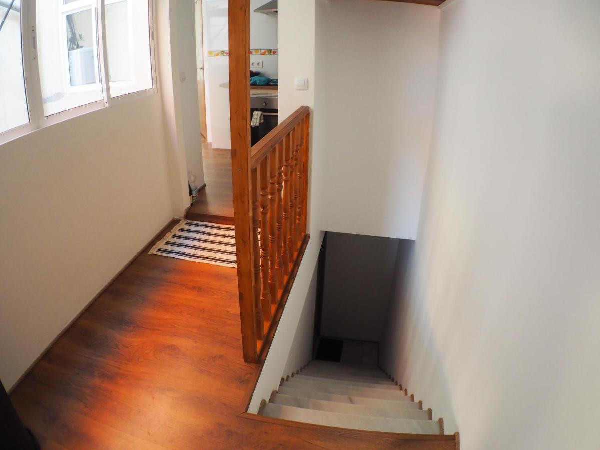 Cosy Appartment W/ Terrace In The Old City Centre Malaga Bagian luar foto