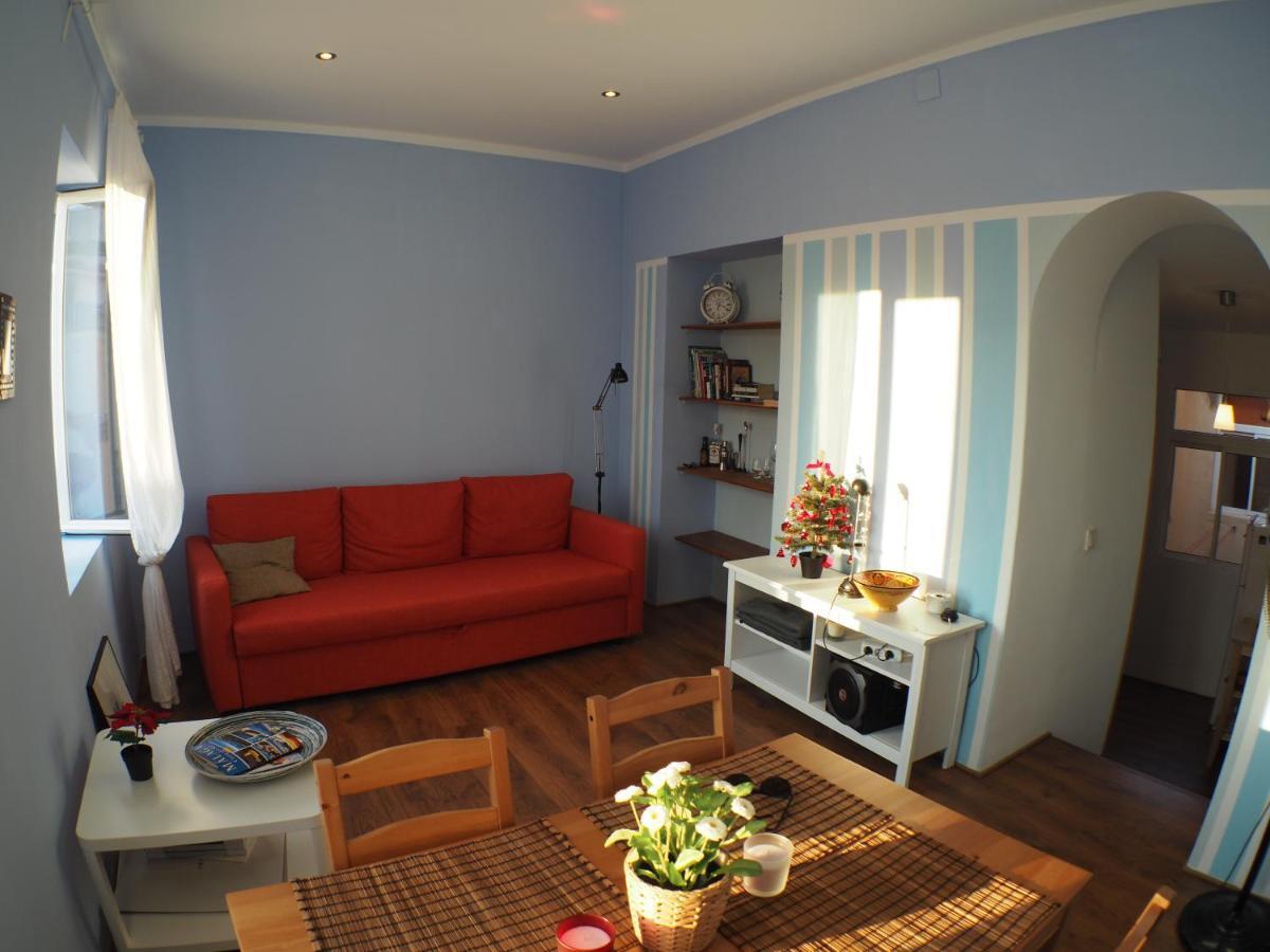 Cosy Appartment W/ Terrace In The Old City Centre Malaga Bagian luar foto